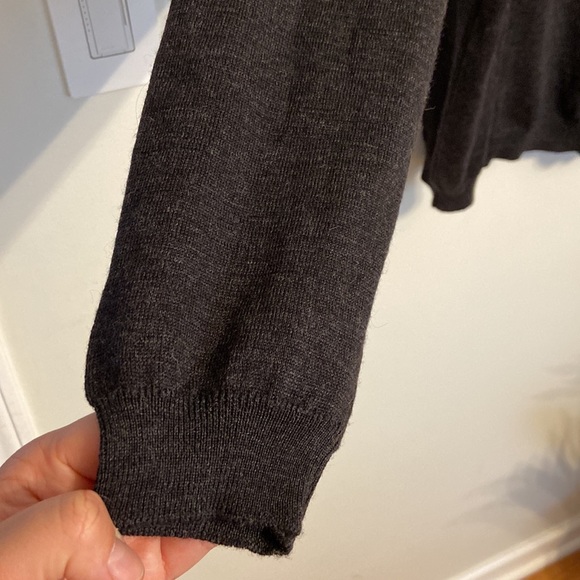 Vintage Barneys New York Charcoal 100% Merino Wool Sweater Made in Italy Size M - Picture 6 of 6